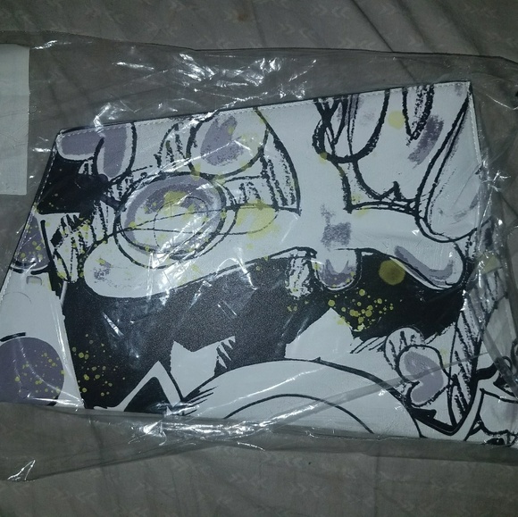 Asos X emoji movie clutch - Picture 4 of 6